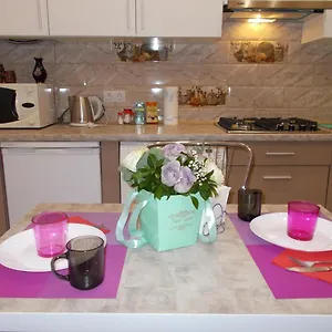 Two-bedroom In 10 Min To The Opera Theatre , Львов Украина