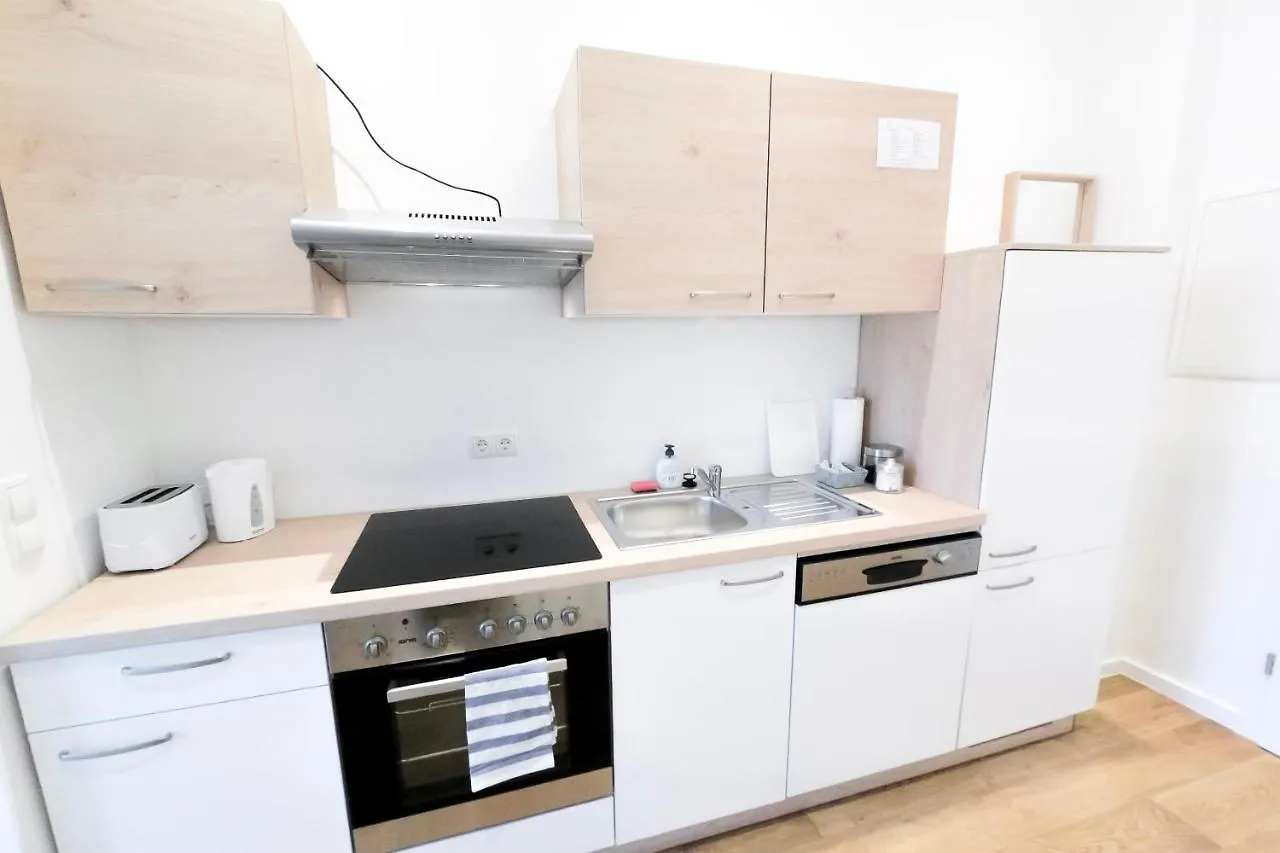 Vienna City Apartments - Metro 1160 비엔나