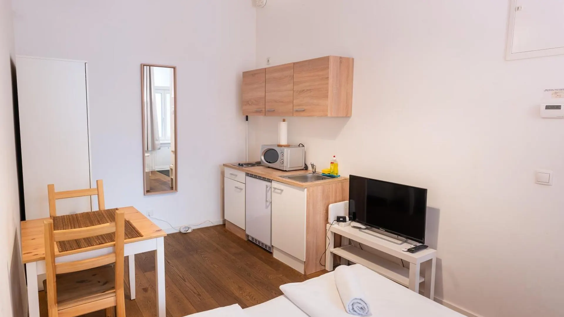 Vienna Living Apartments - Lerchenfeldergürtel Austria
